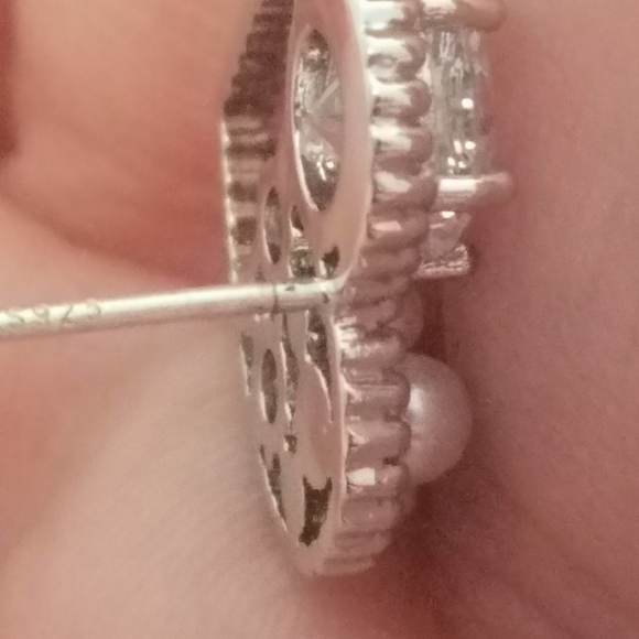 Silver Heart Diamond & Pearl Cluster Stud Earrings - Picture 5 of 5